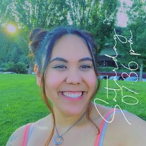 Meet your Posher, Lorrie